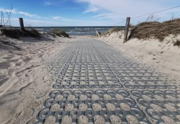 Rasengittersteine Kunststoff Einfahrt