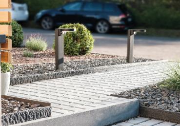 Pflasterstein-kunstoff-verlegt